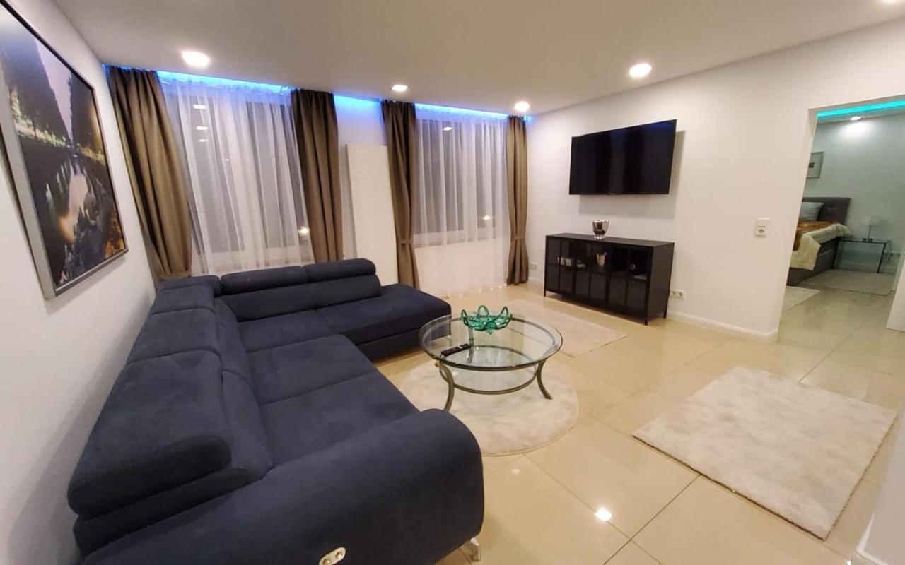 3 Zimmer Wohnung - Keine Party Wohnung ! 6 Personen Dusseldorf Bagian luar foto